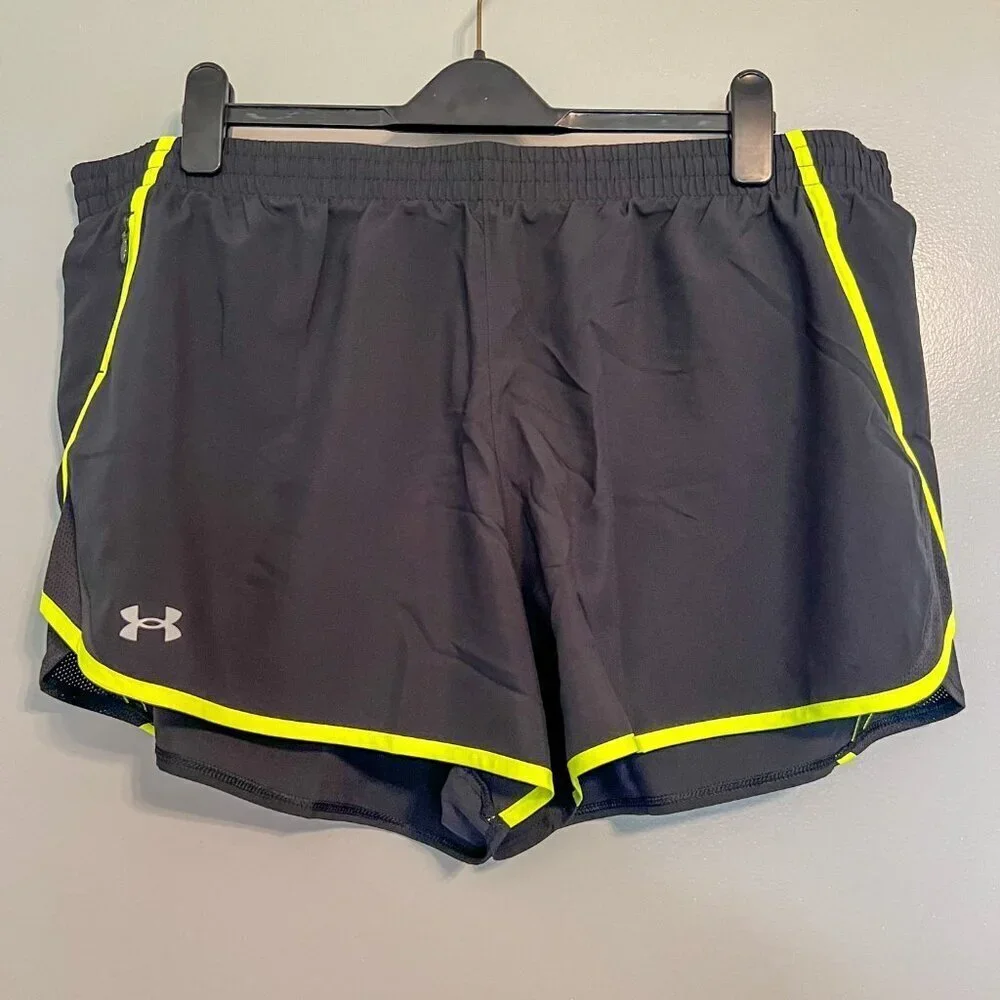 🏷️ NWT Under Armour Women's UA Fly by 3" Shorts Black/High Vis Yellow Size 3XL - Picture 3 of 9